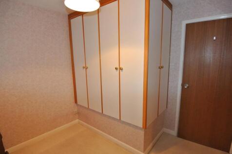 Bedroom 3a.JPG
