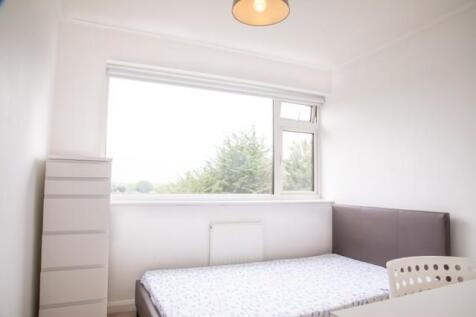 Bedroom 3.jpg