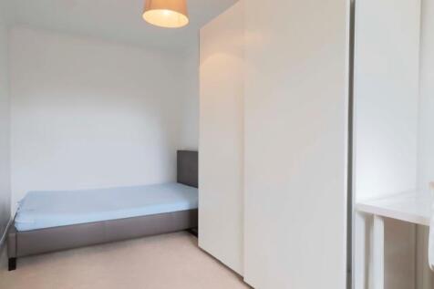 Bedroom 5.jpg