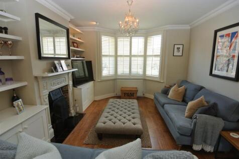 Living Room area 3.JPG
