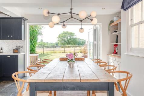 8652687-interior10 - Copy.jpg