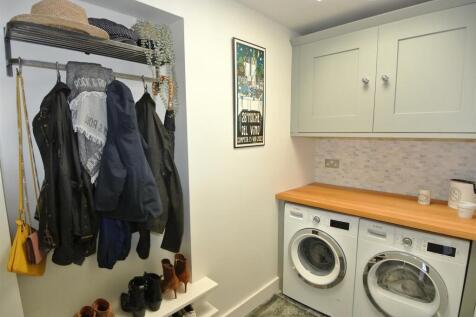 Utility Room.JPG