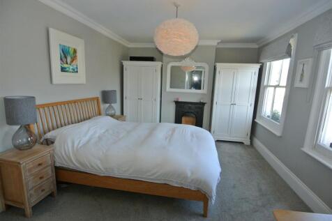 Bedroom 1a.JPG