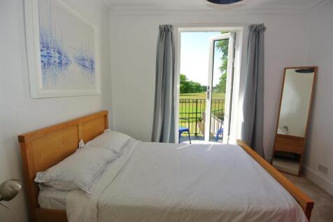 Bedroom 3.JPG