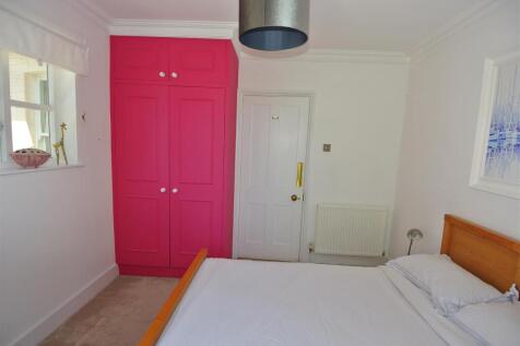 Bedroom 3b.JPG