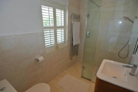 En Suite Wet Room 1.JPG