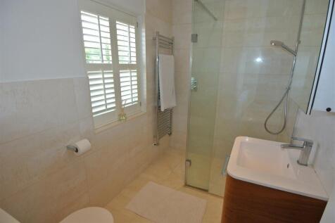En Suite Wet Room.JPG