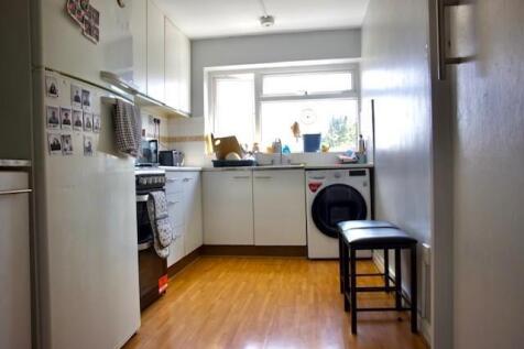 Kitchen 2.jpg