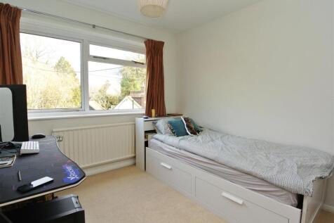 LHR Bedroom2.jpg