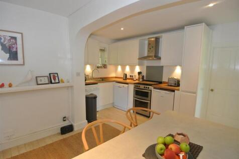 Kitchen Breakfast Room.JPG