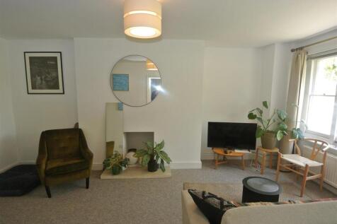 Living Room 2.JPG