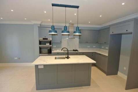Kitchen area.JPG