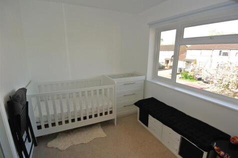 Bedroom 2.JPG