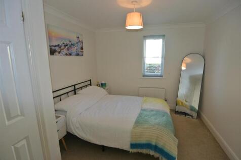 Bedroom.JPG