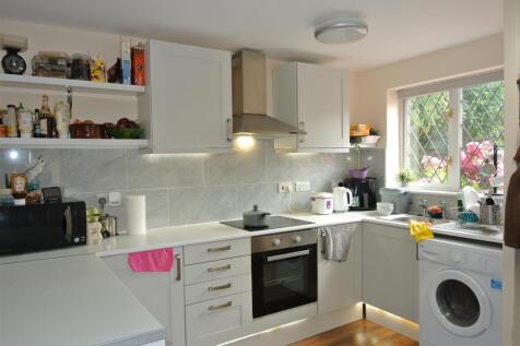 Kitchen.JPG
