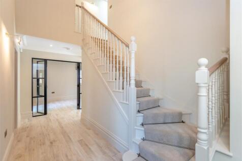 8653163-interior01.jpg