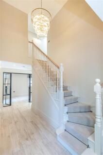 8653163-interior02.jpg