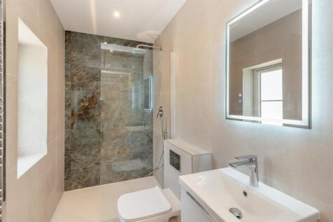 8653163-interior06.jpg
