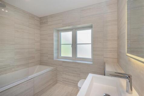 8653163-interior10.jpg