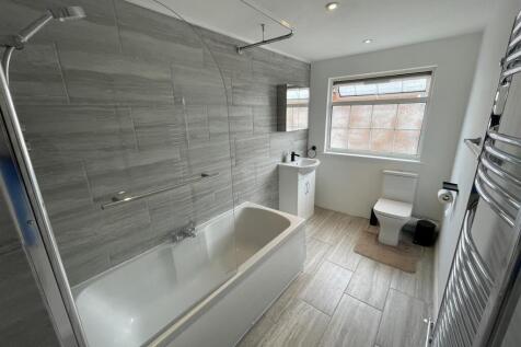 Bath 2A.JPG