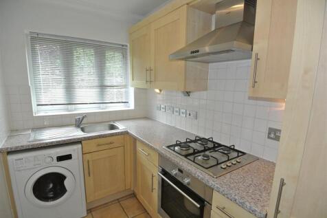 Kitchen 2.JPG