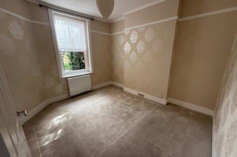 Master Bedroom.jpg