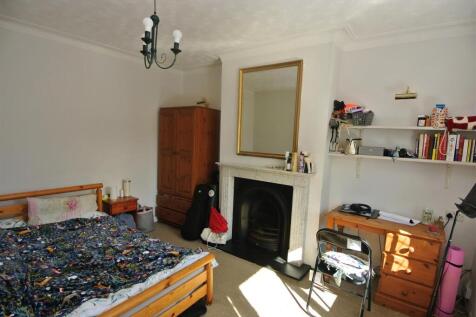 Bedroom 1 GF.JPG