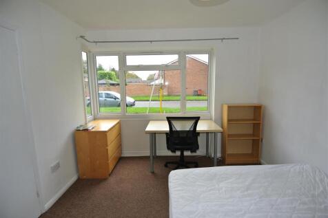 Bedroom 1b.JPG
