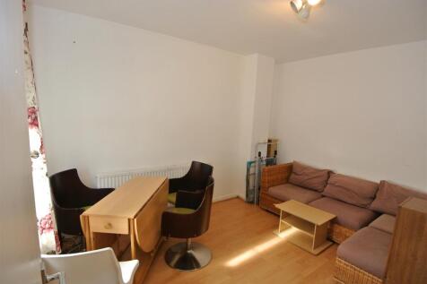 Living Room - Copy.JPG