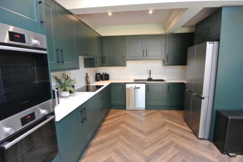 Kitchen better 2.JPG