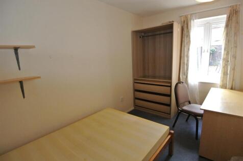 Bedroom 2 off Kitchen.JPG