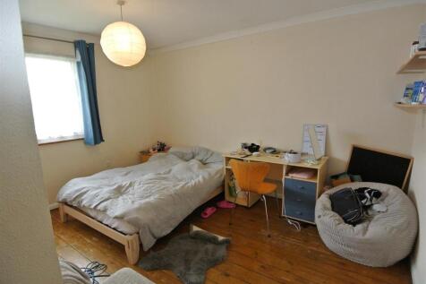 Bedroom 3FF Front.JPG