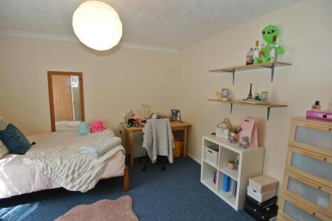 Bedroom 1 GF front.JPG