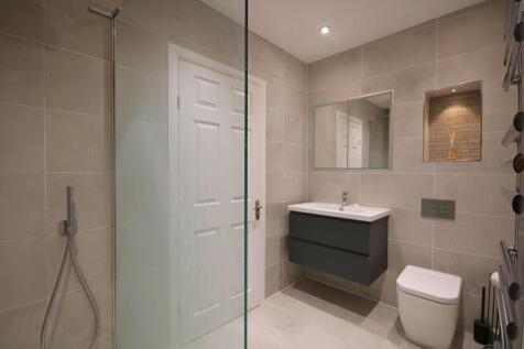 ensuite2.jpg