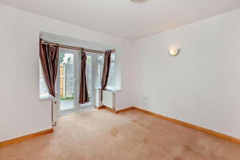 8599235-interior10-800.jpg