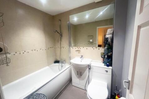 bathroom 1 copy.jpg