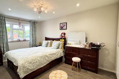 BD Bed1.jpg