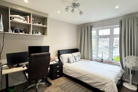 BD Bed2.jpg