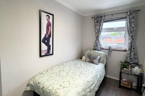 BD Bed3.jpg