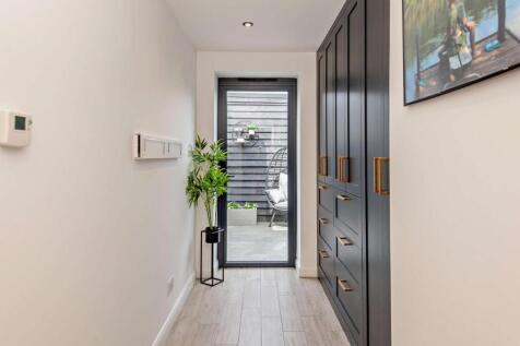 8647199-interior12-800.jpg