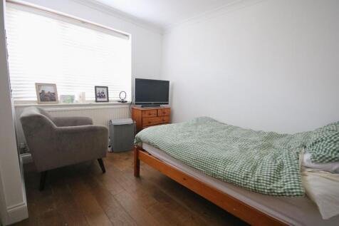 bed4 (1).jpg