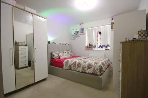 bed2 (2).jpg