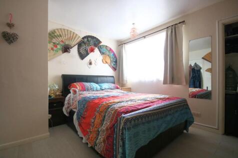 bed1 (3).jpg