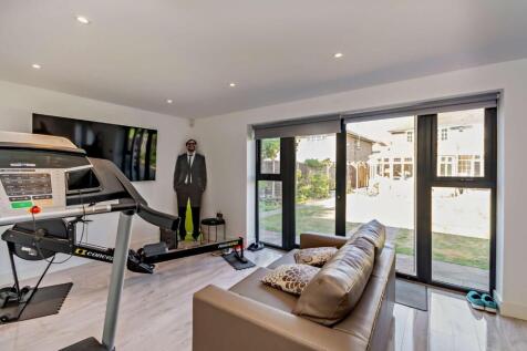 8660238-interior19-800.jpg