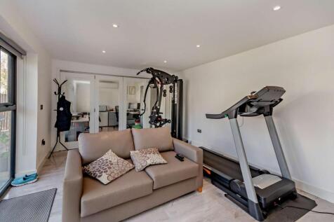 8660238-interior20-800.jpg