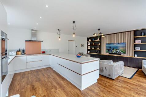 8660166-interior21-800.jpg