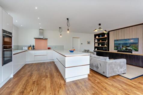 8660166-interior15-800.jpg
