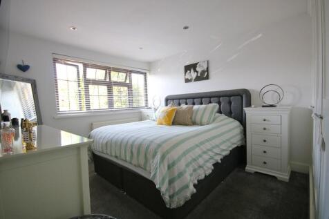 bed1 (7).jpg
