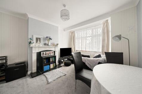 5 Caravan Avenue TW13012.jpg