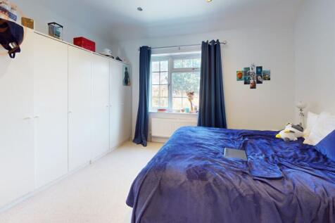 Bedroom (8)